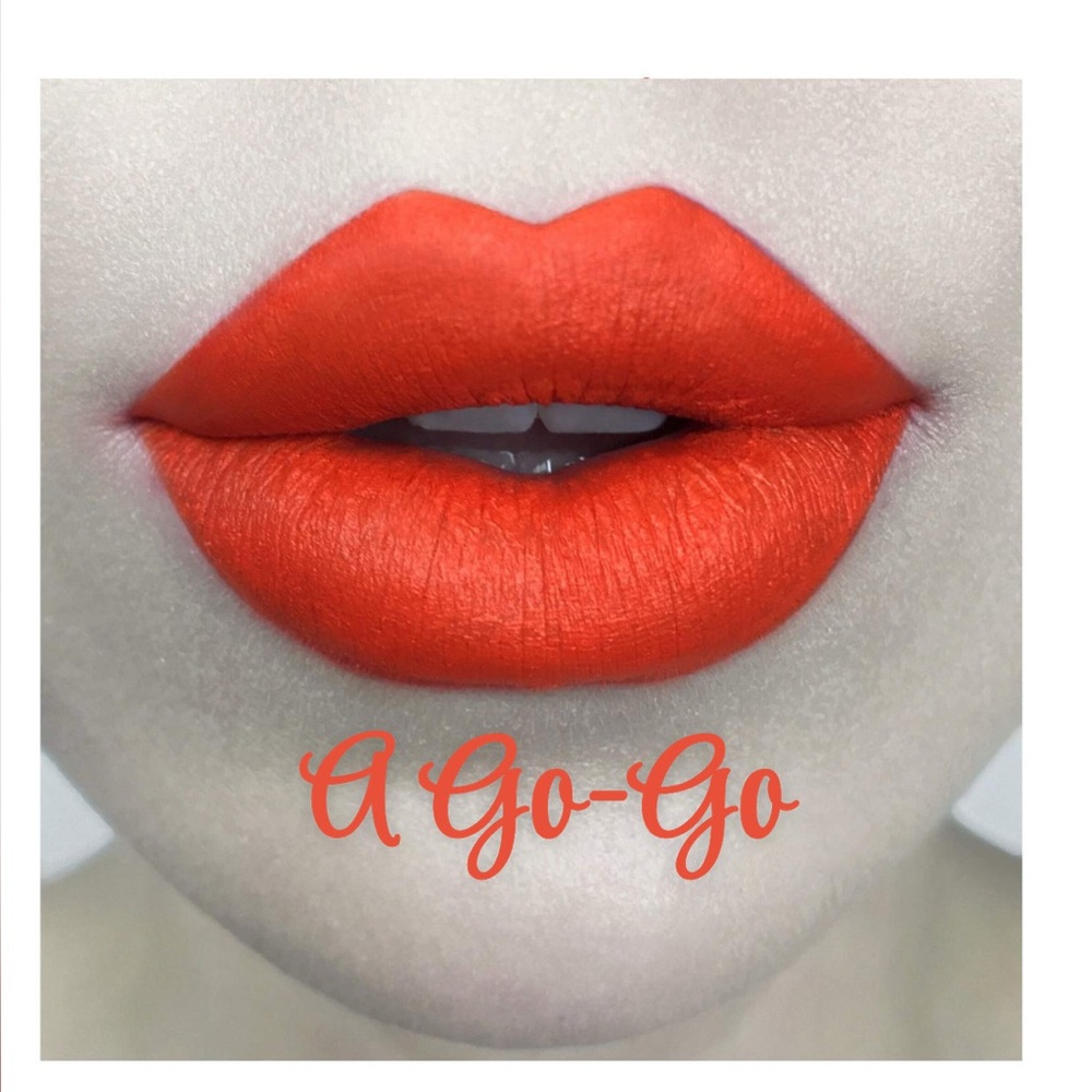 Kat Von D Studded Kiss Lipstick in A Go-Go